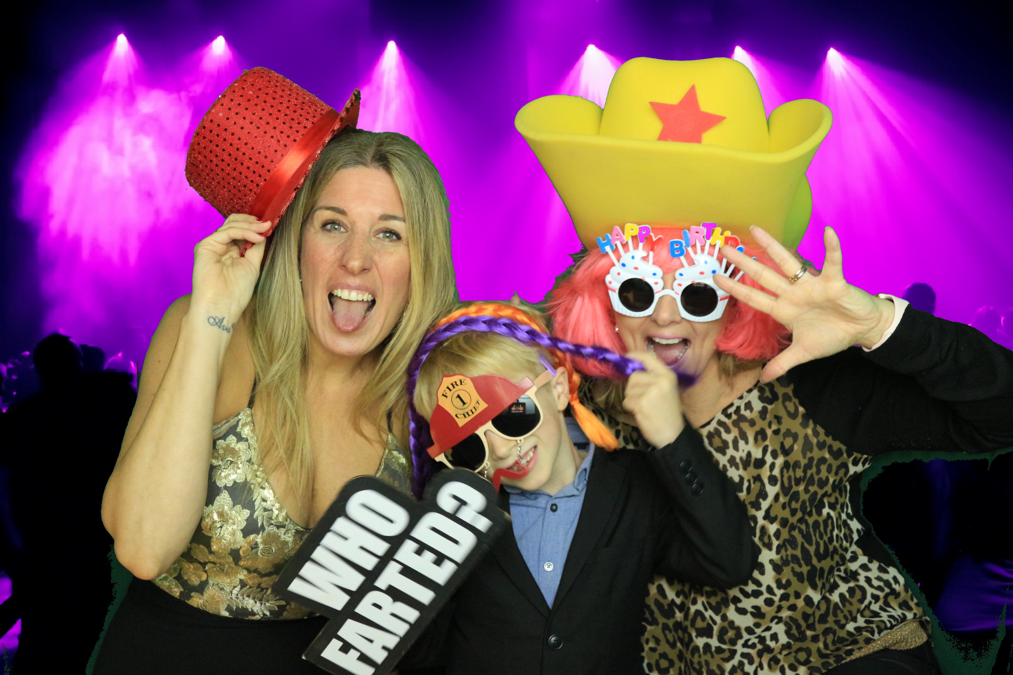 Yvette and Claire’s 40th birthday! - Images | View more photos from the event at gallery.partydelightsphotobooth.co.uk/u/PartyDelightsPhotoBooth/Yvette-and-Claire’s-40th-birthday-Images